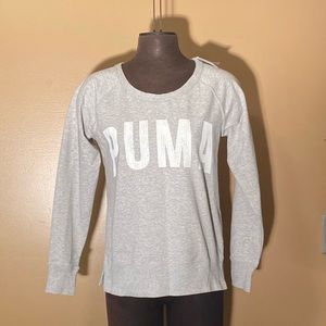 Puma Grey pullover sweatshirt / Size Medium